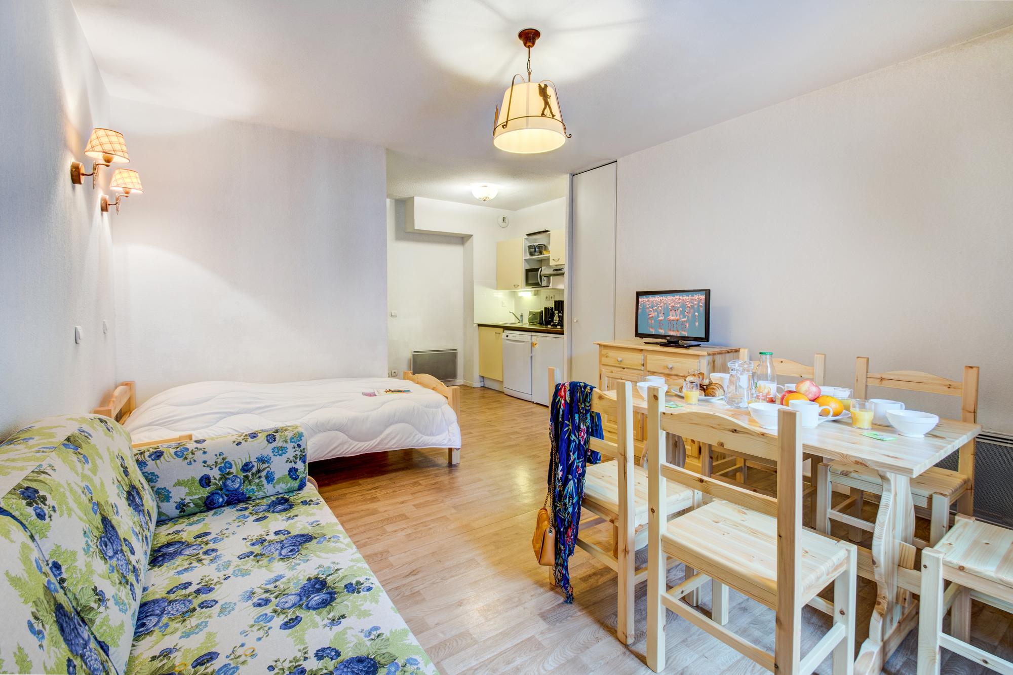 Vacanceole - Residence Illixon Bagnères-de-Luchon Kültér fotó